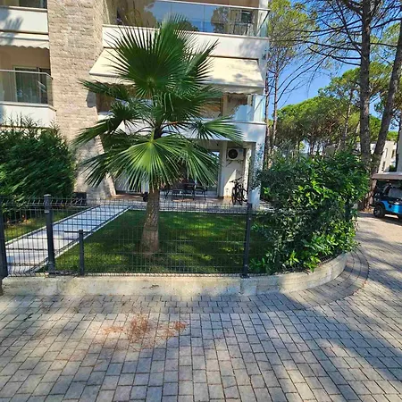 San Pietro - Premium Zone Corner Garden * Plazhi San Pietro