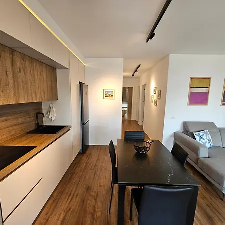 San Pietro - Premium Zone Corner Garden Apartment Plazhi San Pietro