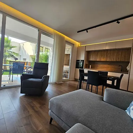 Apartment San Pietro - Premium Zone Corner Garden Plazhi San Pietro